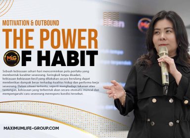 Training The Power of Habit oleh Maximum Life Group merupakan program pelatihan pengembangan diri dan karyawan yang berfokus pada pembentukan kebiasaan positif, peningkatan produktivitas kerja, serta perubahan perilaku yang lebih efektif dalam lingkungan profesional. Program ini membantu peserta memahami konsep habit loop (cue, routine, reward), mengidentifikasi kebiasaan lama yang menghambat performa, serta merancang kebiasaan baru yang mendukung kesuksesan individu dan organisasi sehingga tercipta budaya kerja yang lebih disiplin, konsisten, dan berorientasi pada hasil.